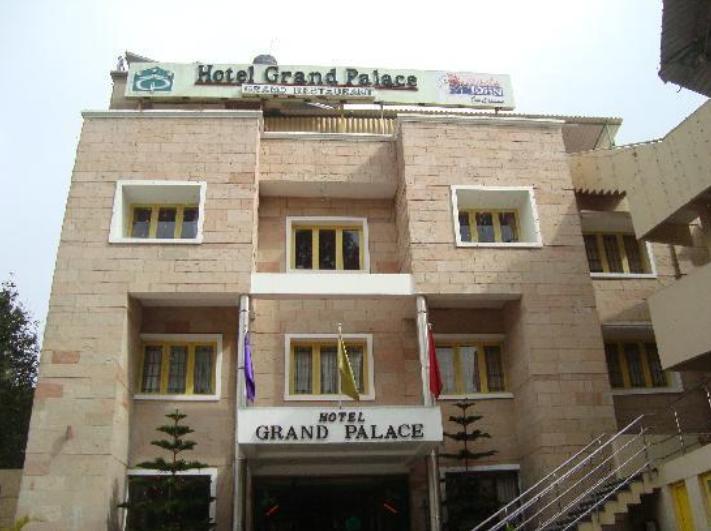Hotel Grand Palace Kodaikanal Exterior photo